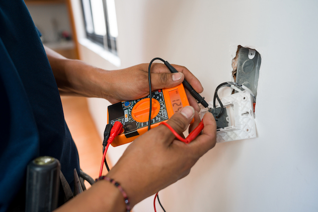 Common Electrical Issues to Look Out for When Buying a New House
